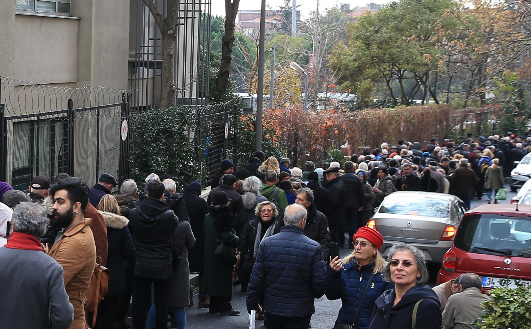 REKOR KIRIYOR İSTANBUL İTİRAZ İÇİN BULUŞTU