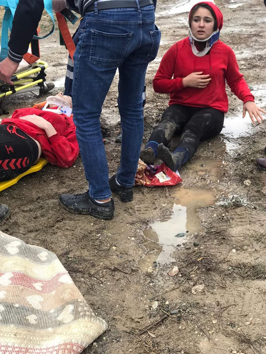 Ordu’dan Yozgat’a giden hentbol takımını taşıyan münübüs Kırkdilim Köyü mevkiinde kaza yaptı