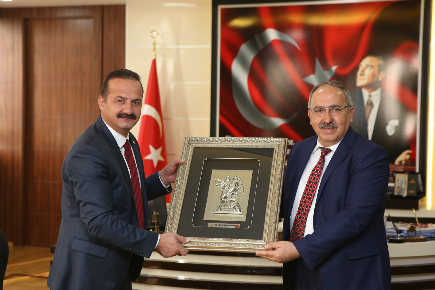 Yavuz Ağıralioğlu’ndan Bolu Belediyesi’ne ziyaret