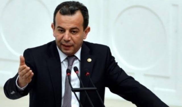 Başkan dediğin böyle olur Deprem bölgesine gidecek öğrencilerin ulaşım ücretlerini Bolu Belediyesi karşılayacak