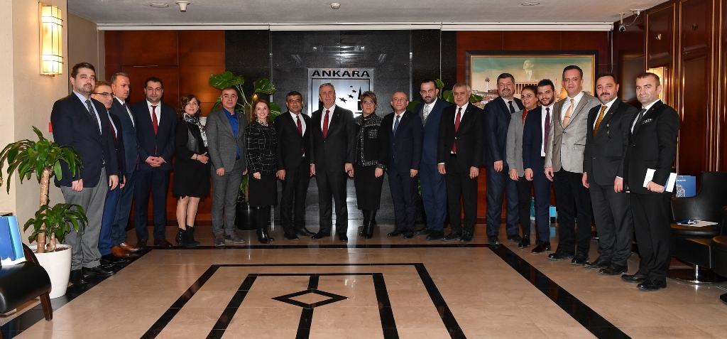 BAŞKAN YAVAŞ “KENTİ BİRLİKTE YÖNETMEK KADAR GÜZEL BİR ŞEY YOK”