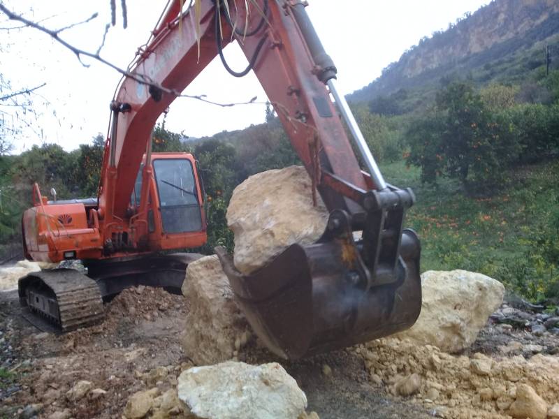 Büyükşehir’den Dere Taşkınlarına Anında Müdahale