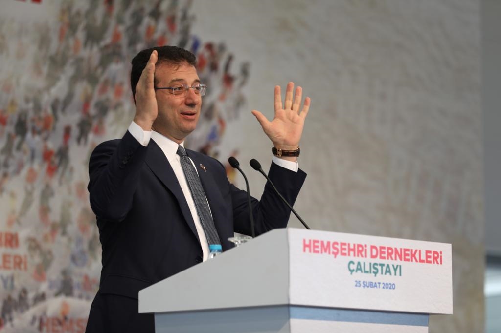 İMAMOĞLU’NDAN HEMŞEHRİ DERNEKLERİNİN YÖNETİCİLERİNE: “BEN, SANA TABİYİM. SEN NE DERSEN, ONU YAPARIM DİYENLE İŞİM YOK”