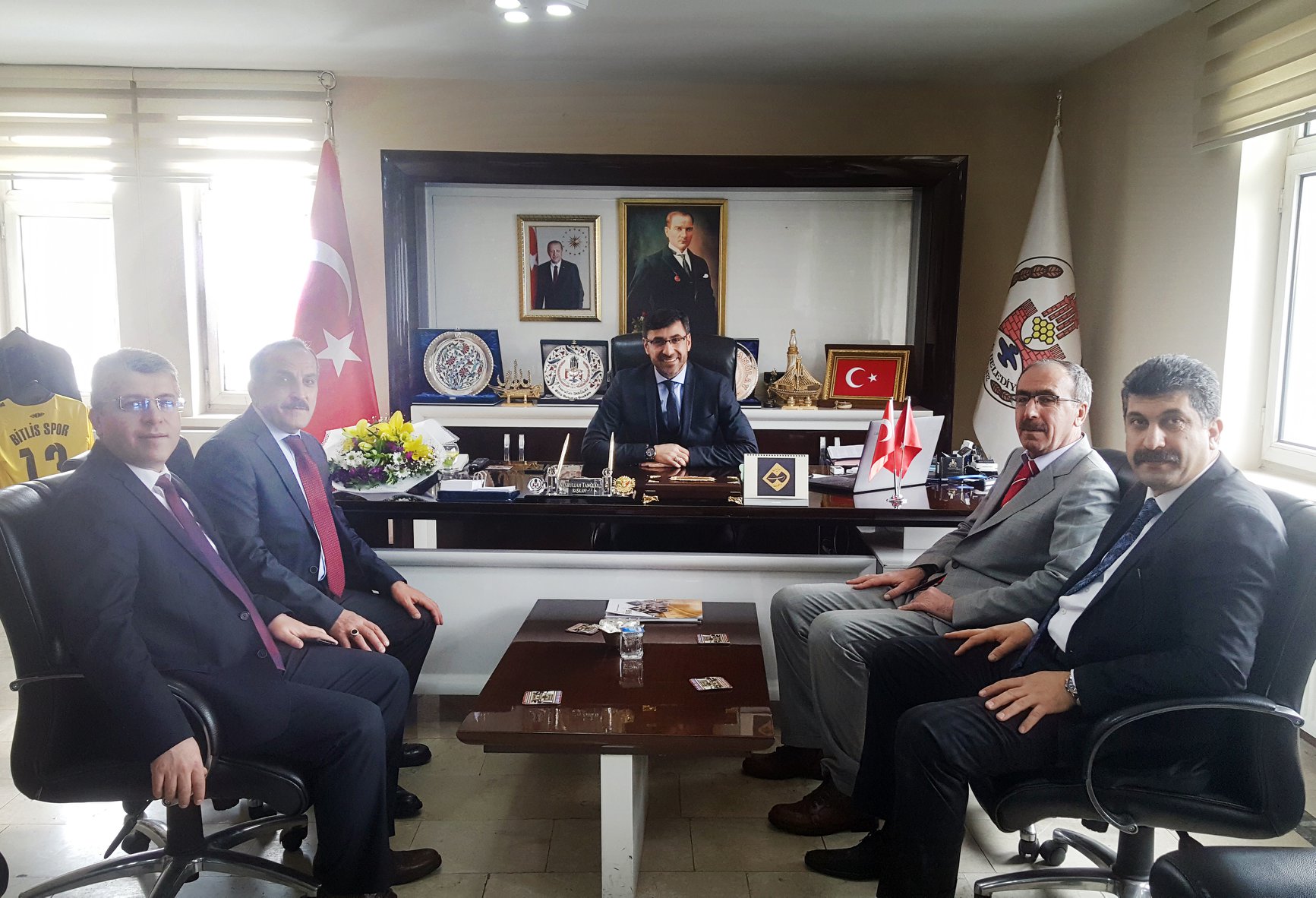 Başkan Tanğlay, 31. Vergi Haftası Dolayısıyla Defterdar ve Kurum Personelini Kabul Etti