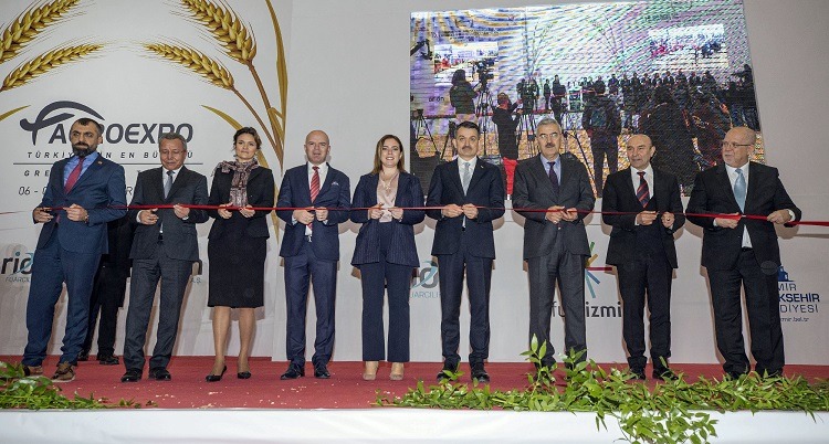 Tarım ve Orman Bakanı Pakdemirli’den tarıma yatırım çağrısı!