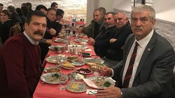 Siyaset ile sendika meyhanede kutlama yaptı