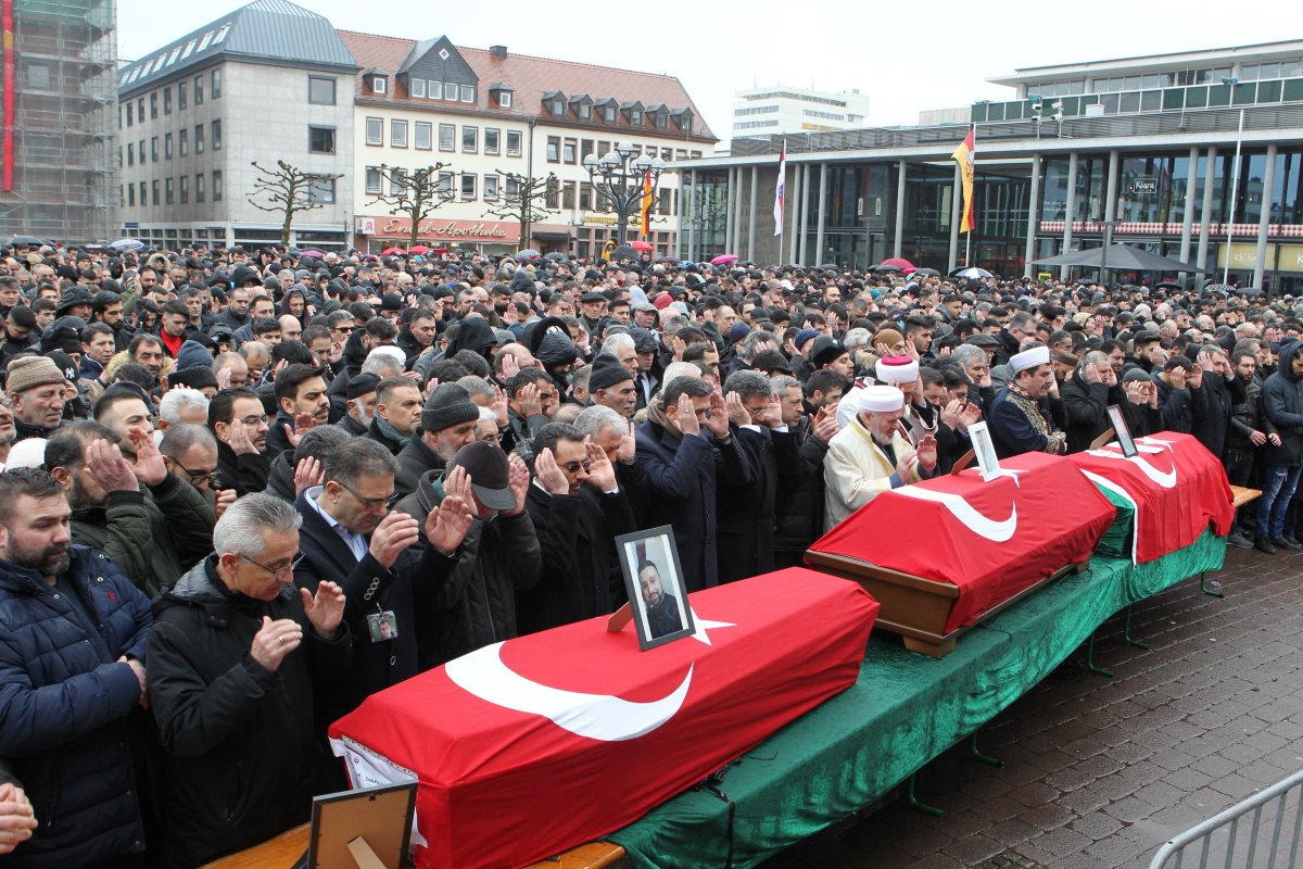 Almanya'da ölen Türkler için cenaze töreni düzenlendi