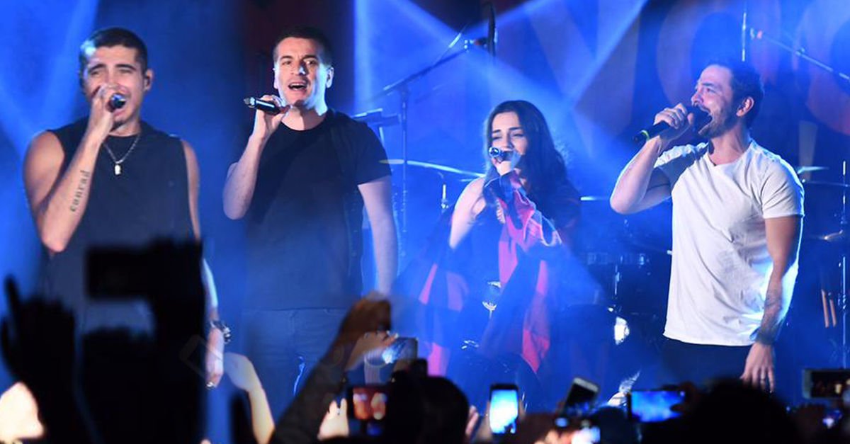 ‘Baba Parası’ ekibi Manga sahnesinde