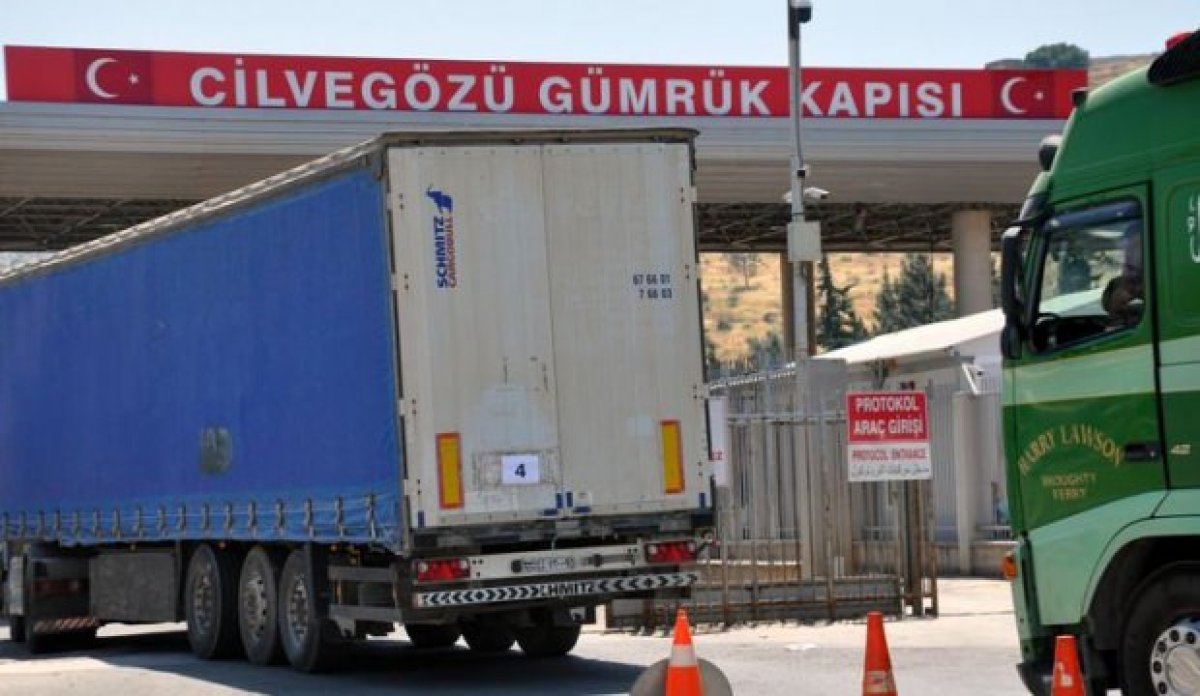 BM’den İdlib’e 30 tır insani yardım