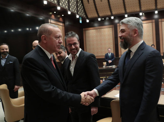 Cumhurbaşkanı Erdoğan sinemacılarla bir araya geldi! İşte fotoğraflar…