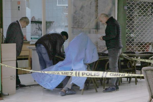 Dinlenmek için oturduğu sandalyede öldü