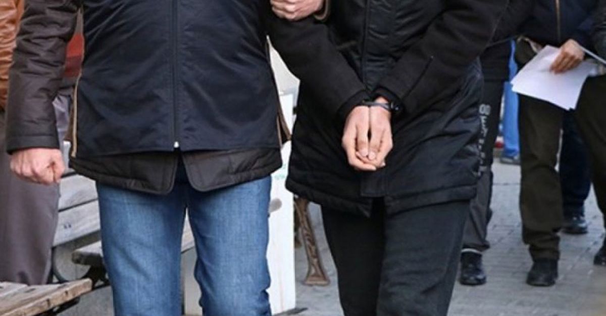 FETÖ’nün mahrem imamlarına operasyon!