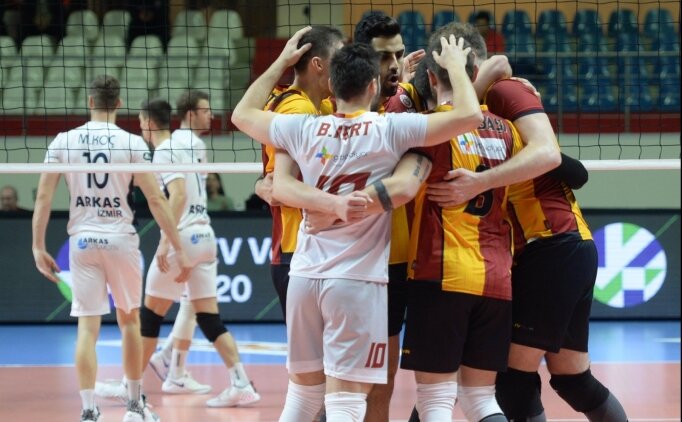 Galatasaray, ilk maçtan avantajı kaptı!