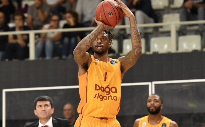 Galatasaray’da Whittington 4-5 hafta forma giyemeyecek