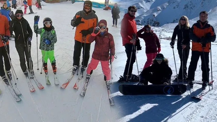 Habertürk’ün 4 yazarı Ekrem İmamoğlu’nu kayak tatili üzerinden yerden yere vurdu