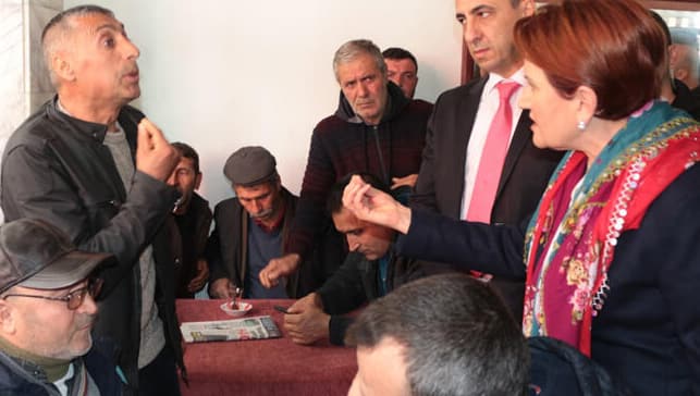 Kahvehanede Akşener’e HDP tepkisi!