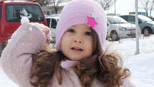 ‘Koronavirüs’ karantinasının en küçük üyesi Naz taburcu edildi