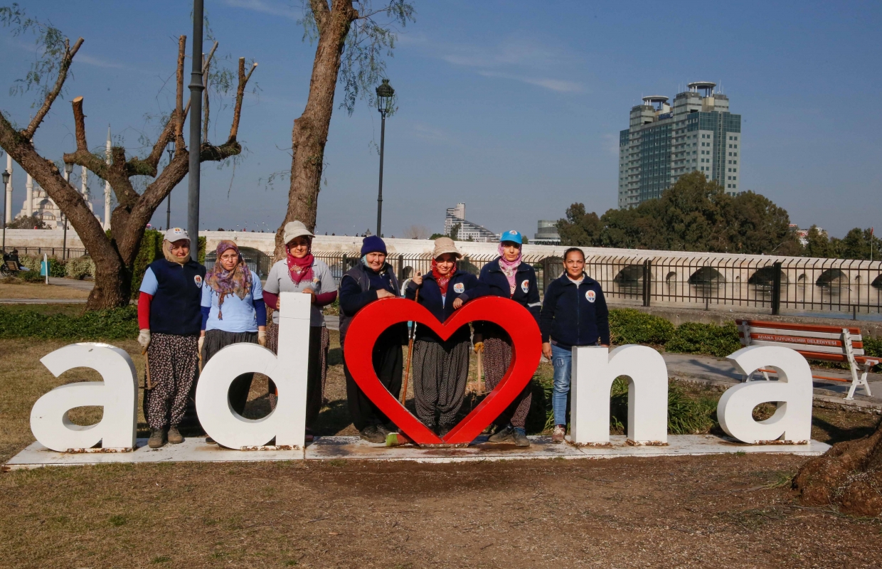 Haber BÜYÜKŞEHİR ÇALIŞIYOR, ADANA GÜZELLEŞİYOR