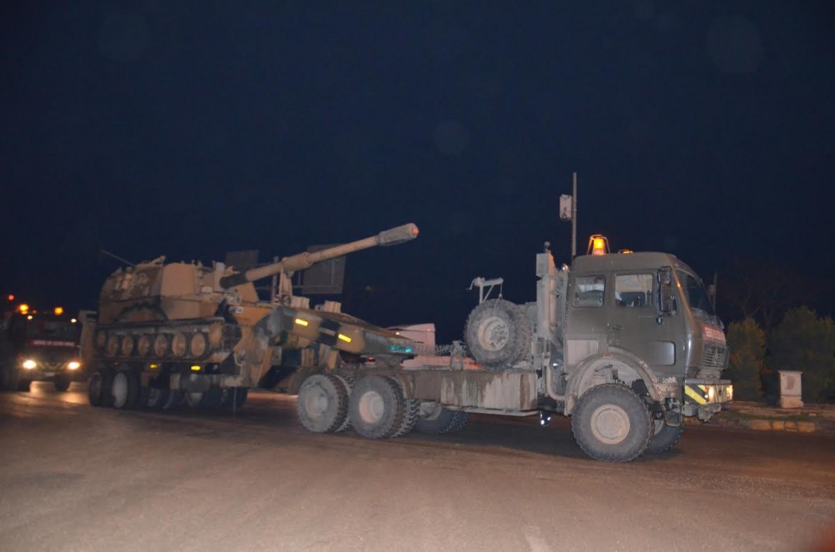 Suriye sınırına askeri araç sevkiyatı yapıldı