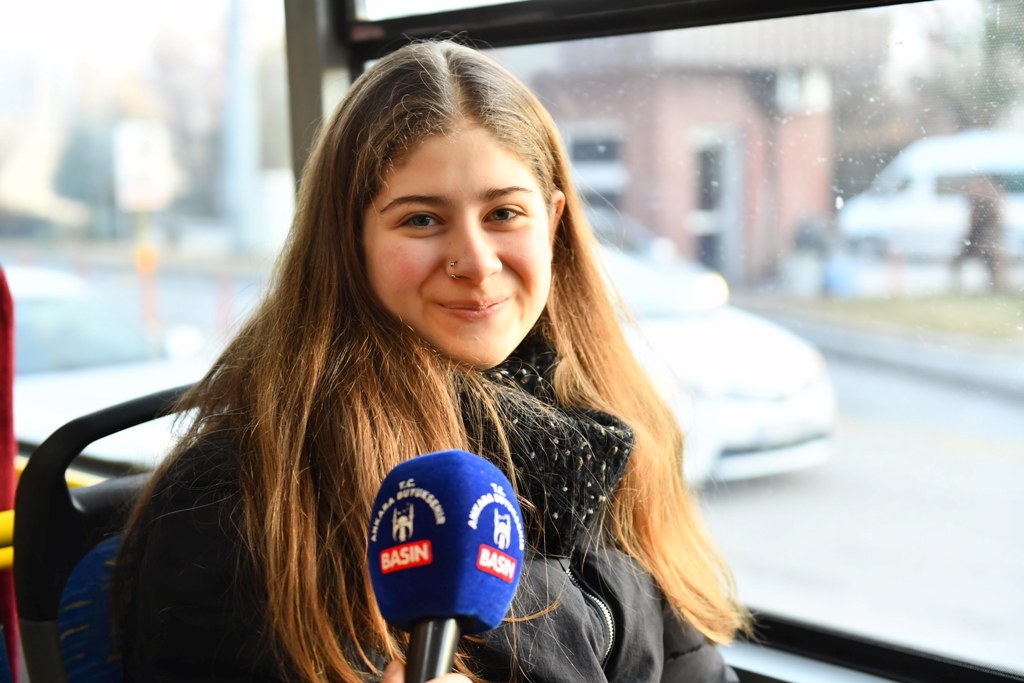 Ankara Büyükşehir Belediyesi öğrenci dostu uygulamalarına hız kesmeden devam ediyor.