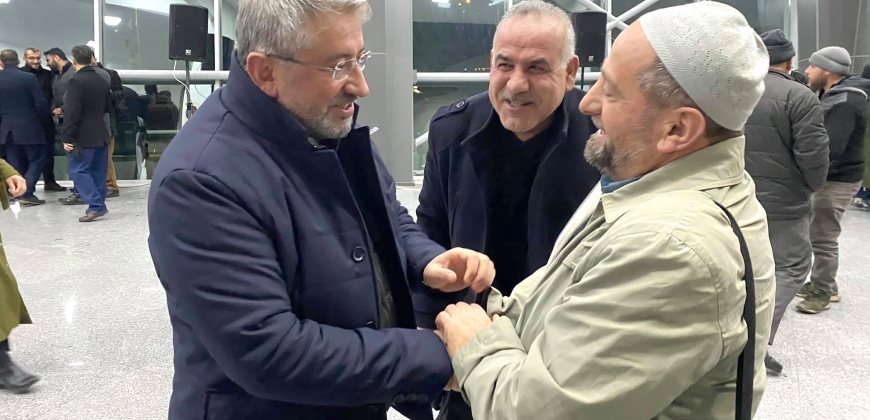 Aşgın, umre ziyareti yapan vatandaşları yolcu etti