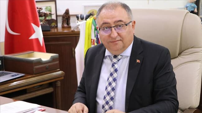 Yalova Belediye Başkanı Vefa Salman ve yardımcısı Halit Güleç görevden uzaklaştırıldı