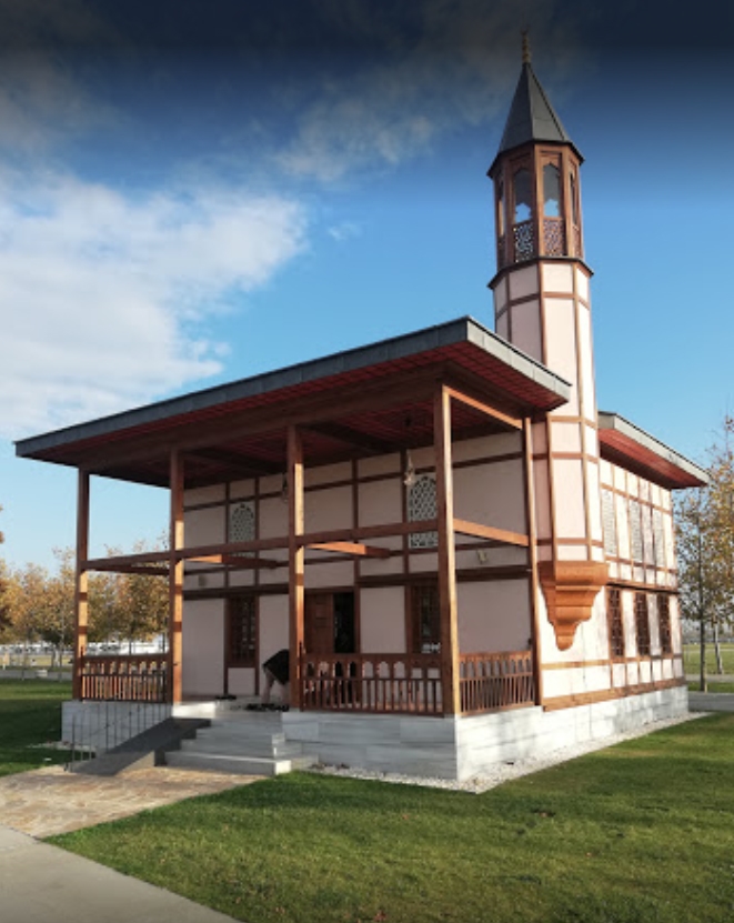 İBB, YENİKAPI’DAKİ MESCİTLERİ AÇIK VE TEMİZ TUTUYOR