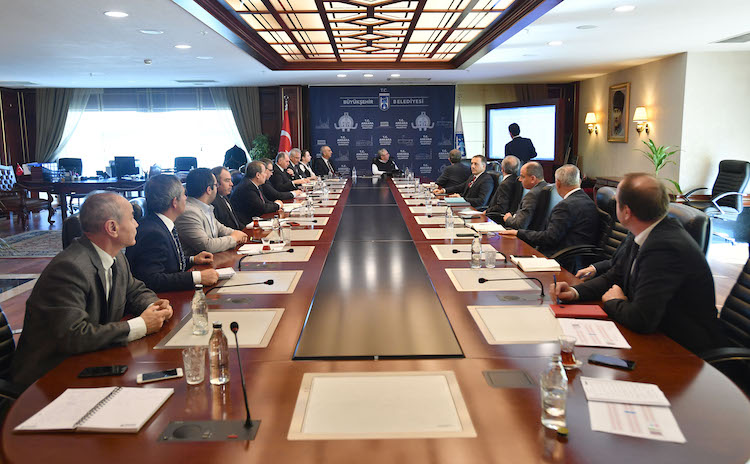 CHP’Lİ BELEDİYELER İKTİDAR GİBİ HALKINA HİZMETLER ÜRETİYOR BÜYÜKŞEHİR BÜNYESİNDE KRİZ YÖNETİMİ MERKEZİ KURULDU