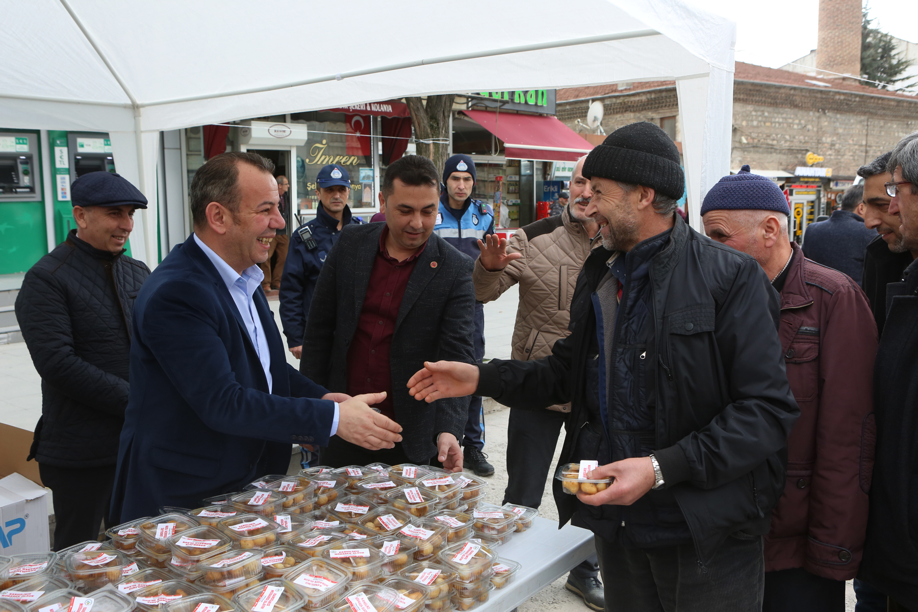 Bolu Belediyesi’nden 10 bin kişilik kandil lokması