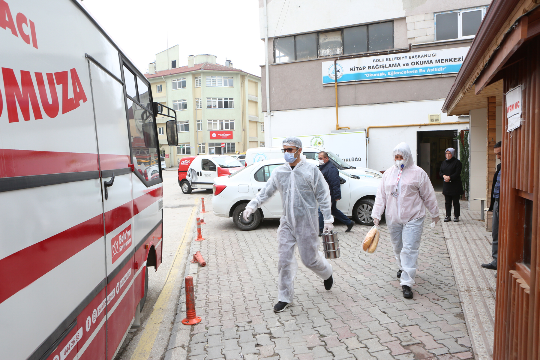 İktidarın yapamadığını CHP’li Belediye Başkanları fazlasıyla yapıyor