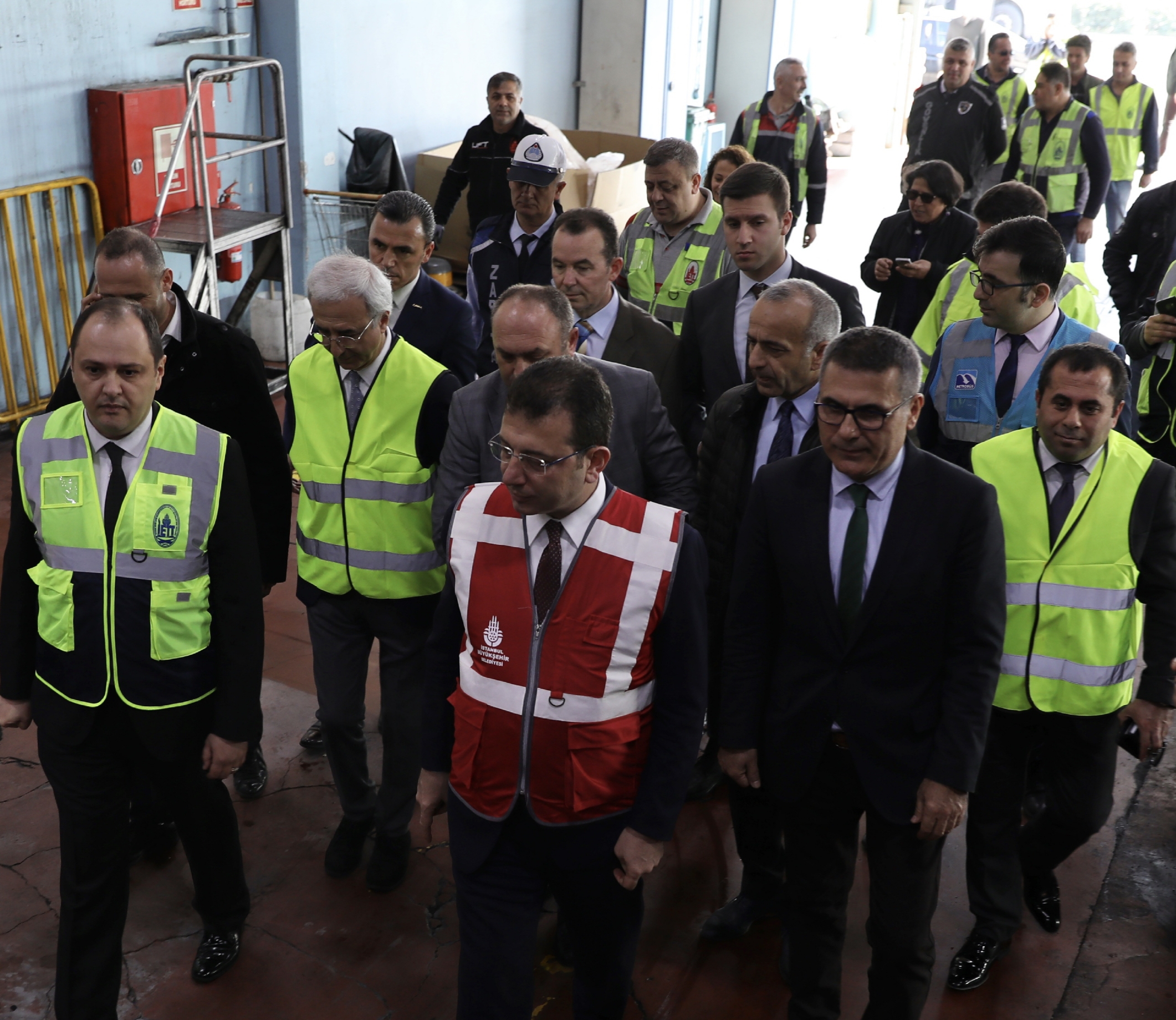 BAŞKAN İMAMOĞLU: “TİYATRO, MÜZE, KONSER, İSMEK ETKİNLİKLERİ MART SONUNA KADAR İPTAL”