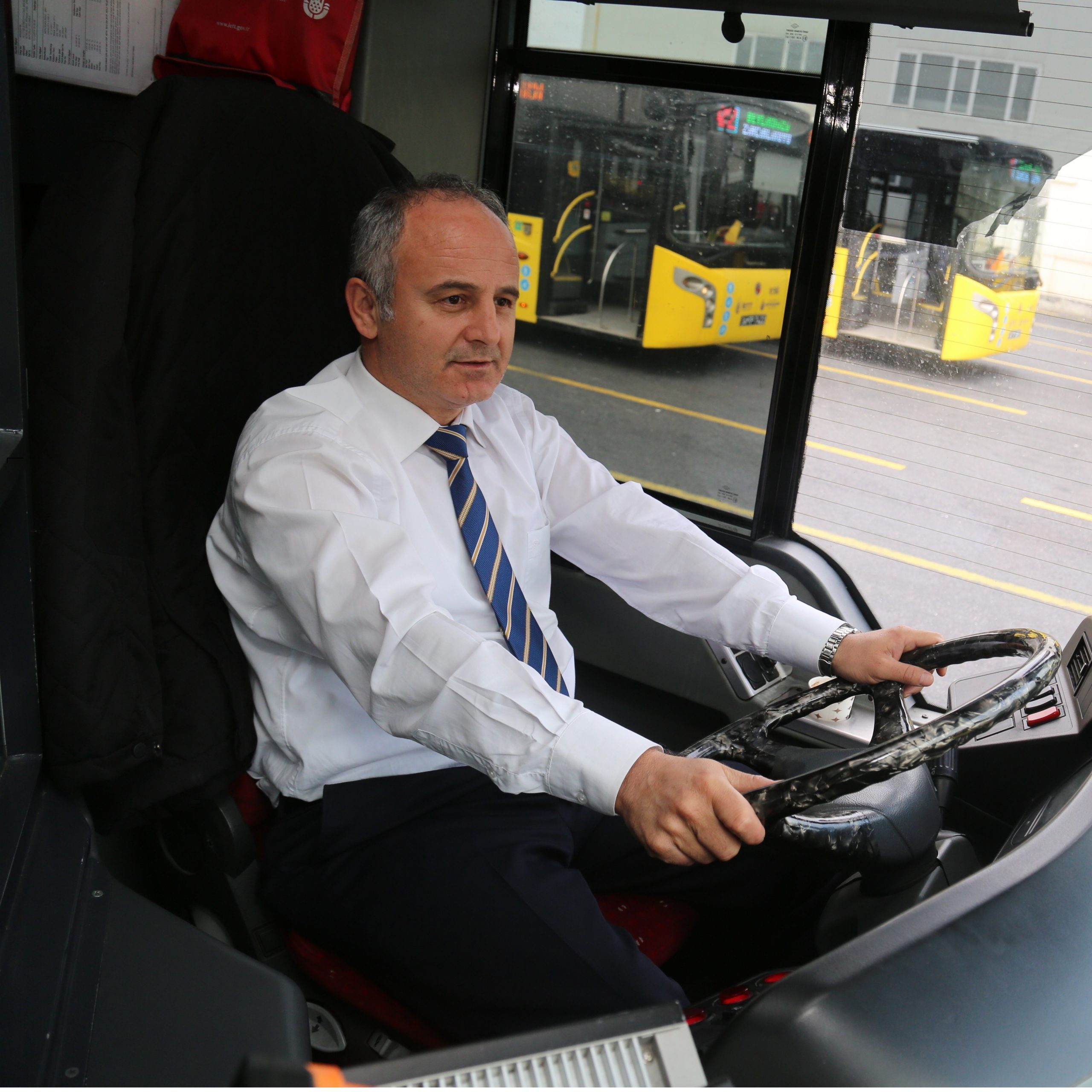 İBB UYARDI ATEŞİ OLAN DİREKSİYON BAŞINA GEÇEMİYOR