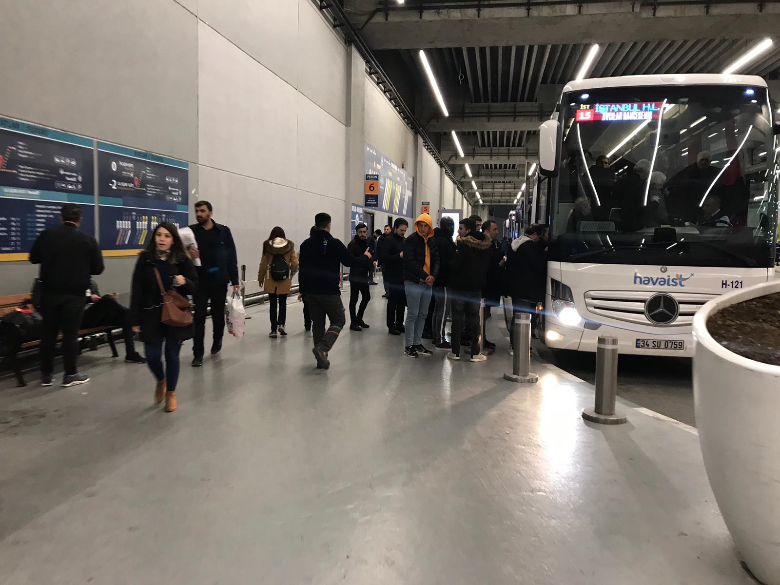 TOPAL ÖRDEK MİSALİ İSTANBUL HAVALİMANI’NI ERİŞİLEBİLİR KILAN İBB’YE ERİŞİM ENGELİ!