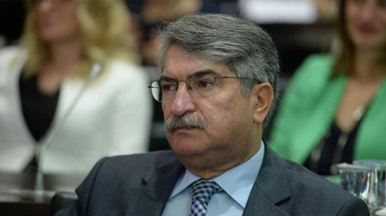 Fikri Sağlar’dan Demokrasi ve Adalet Nöbeti Çağrısı: “CHP düşerse, Türkiye düşer”