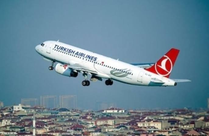 THY MÜŞTERİLERİNE MESAJ ATTI BİZİM İÇİN DEĞERLİSİNİZ DENİLDİ