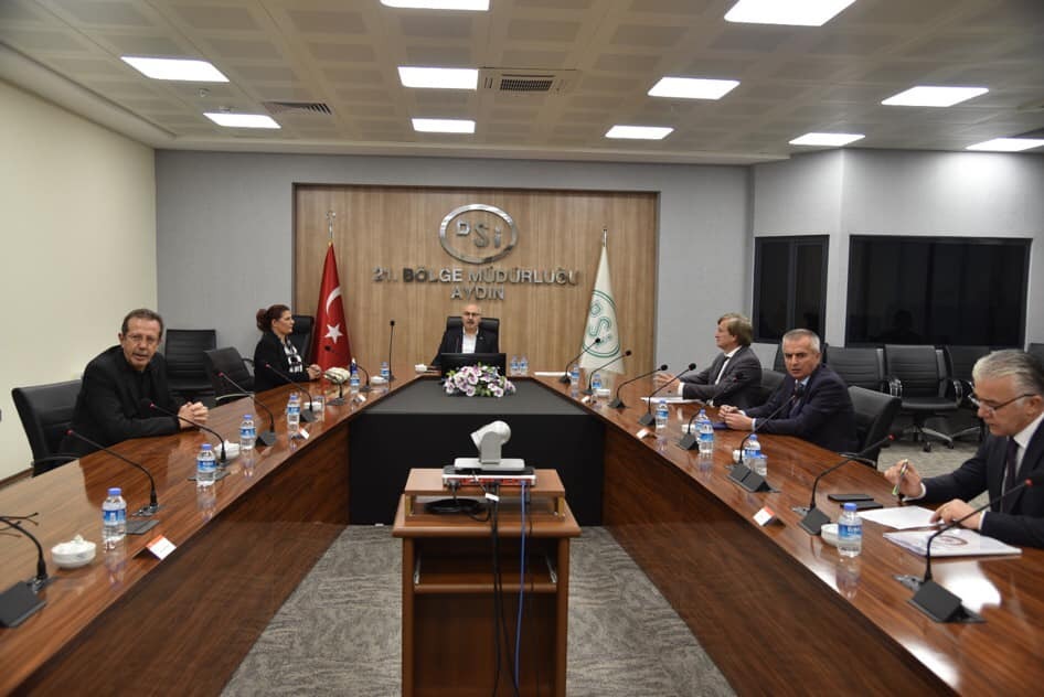 Aydın Valiliği bundan böyle kalacak yerleri olmayanlar Seyahat İzin Belgesiyle seyahat edebileceklerdir