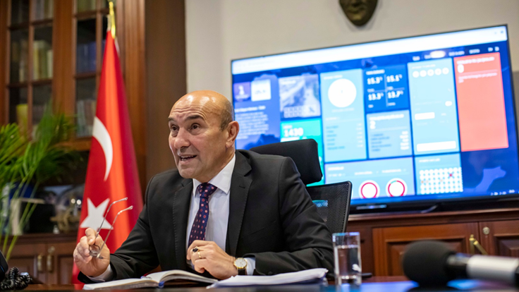 İzmir Büyükşehir Belediyesi’nden nakit desteği başladı