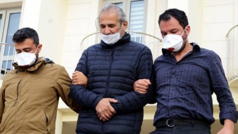 Ünlü Gazeteci Hakan Aygün göz altına alındı