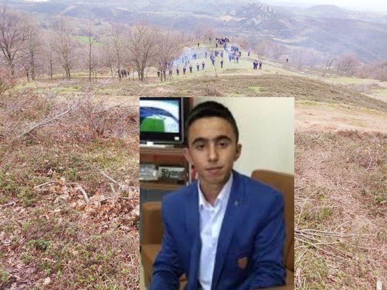 Koronavirüs’ü fırsat bilip ağaç kesimi yaptılar Ağaç kesimine bölgede bulunan köylüler karşı çıktı.