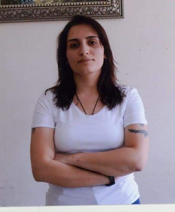 288 gündür ölüm orucunda olan Grup Yorum üyesi Helin Bölek, hayatını kaybetti.