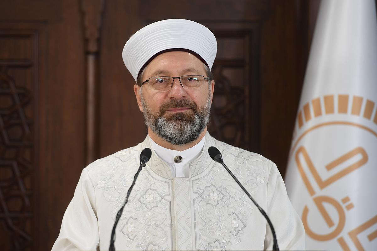 Diyanet İşleri Başkanı Erbaş, Ramazan ayı temasını açıkladı: “Ramazan ve Sorumluluk Bilinci”