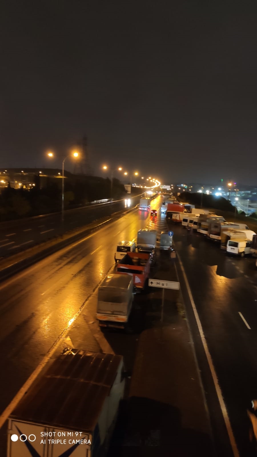 ÖNLEMLER SAYESİNDE HALDE YOĞUNLUK YAŞANMADI