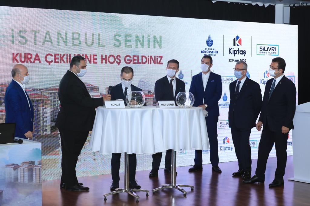 İMAMOĞLU’NDAN “ASGARİ ÜCRETLE EV SAHİBİ OLMA” MÜJDESİ