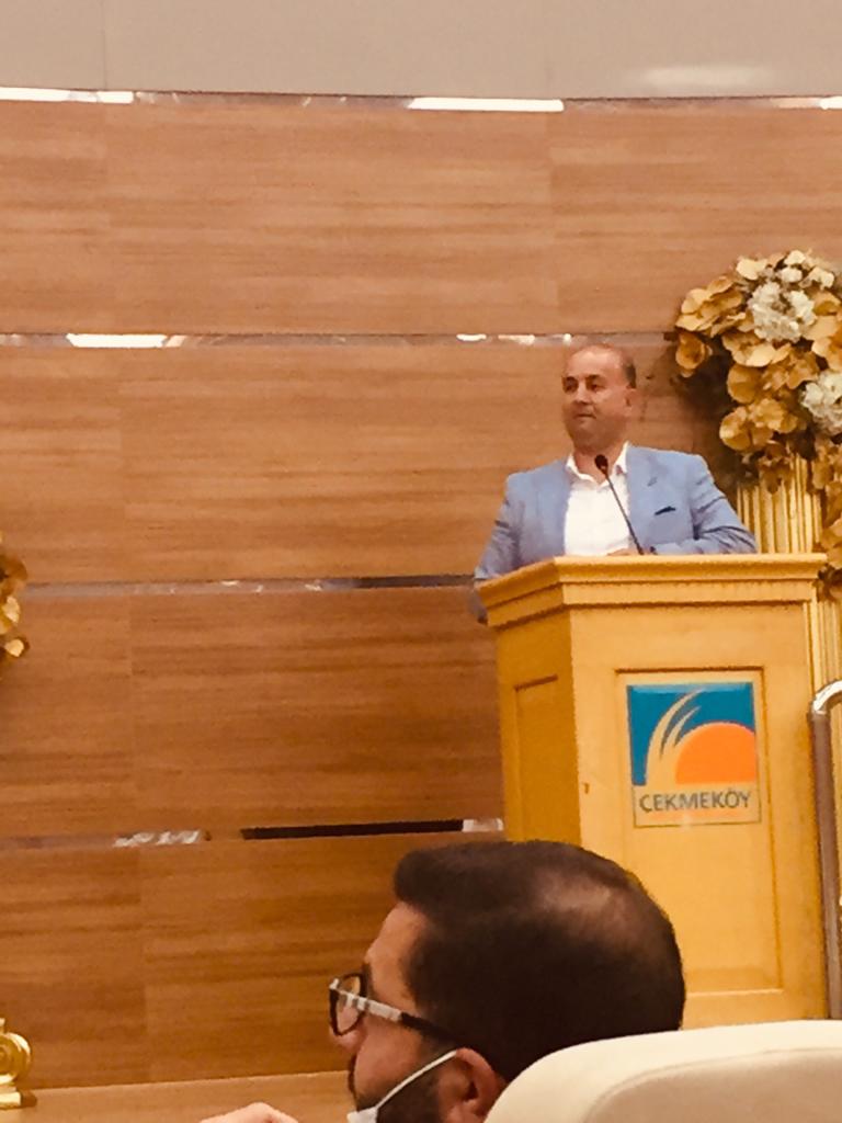 ” Çekmeköy Belediye Meclisinde ” Özgür Kip”ten meclis Başkanı  Şenol Alan’a ” sen yönetimiyorsun Ahmet Poyraz gelsin.”