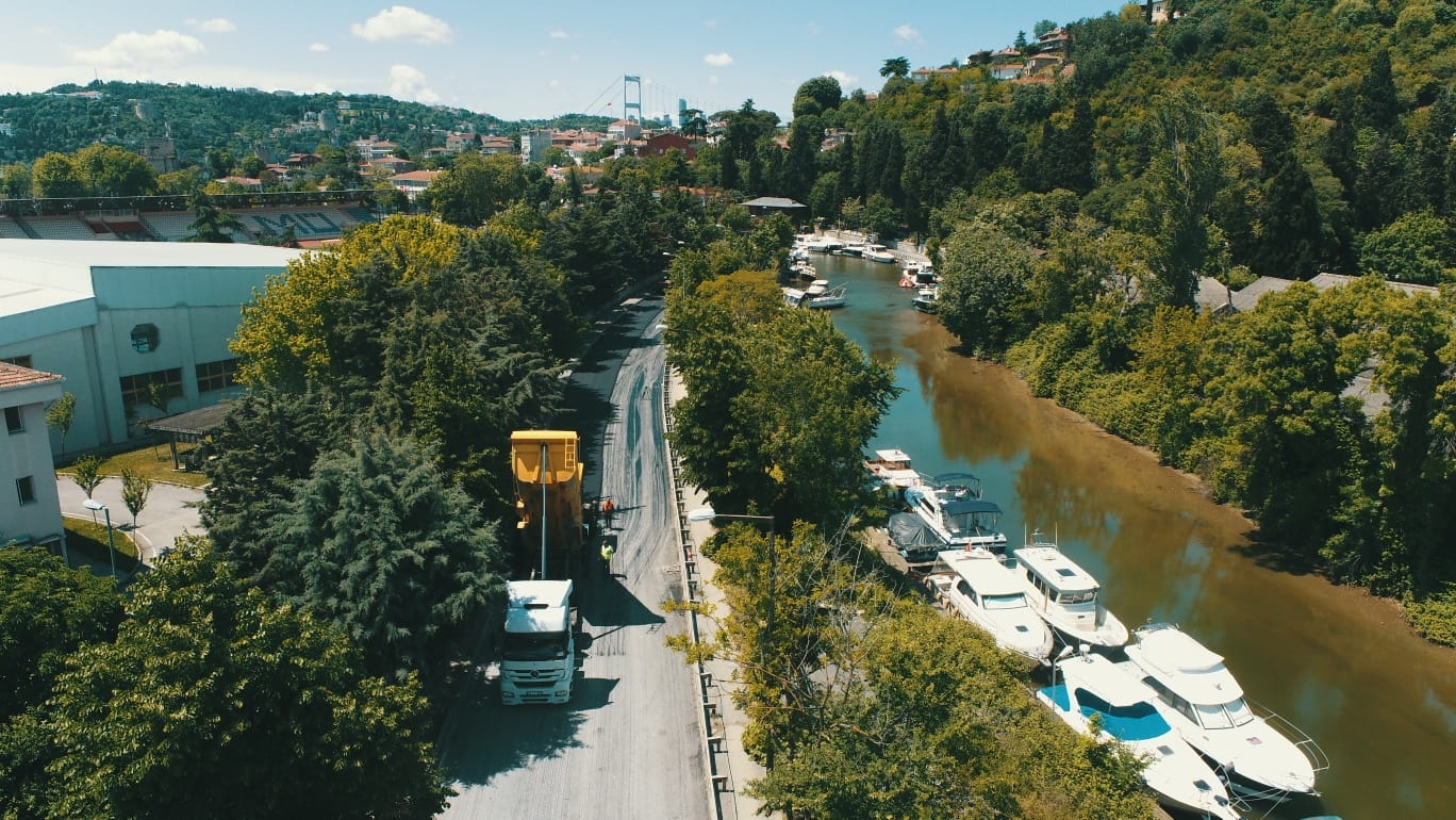 İSTANBUL’DA YOLLAR GÜVENLİ HALE GETİRİLİYOR