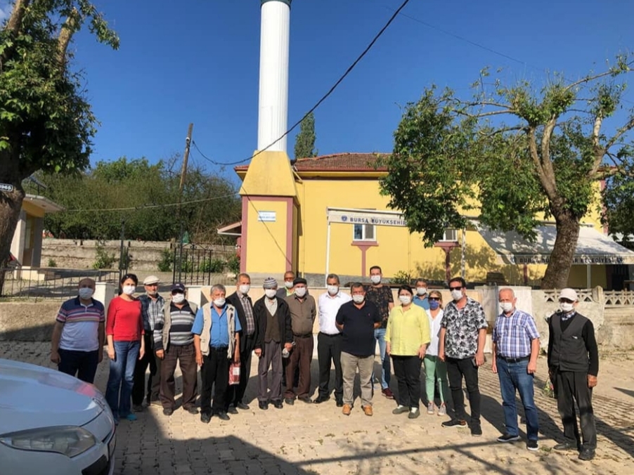Karaca’dan İznik’te ürünleri doludan zarar gören üreticiye ziyaret