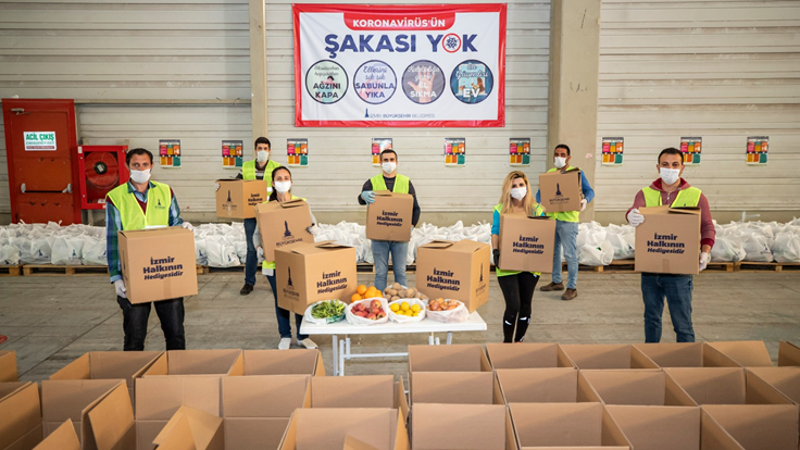 İzmir Büyükşehir Belediyesi’nden “Biz Varız” gönüllülerine teşekkür buluşması