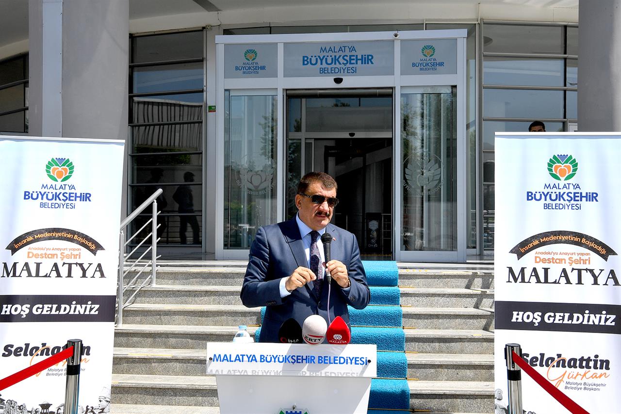 GÜRKAN: HİZMETİ KALİTELİ HALE GETİRİYORUZ