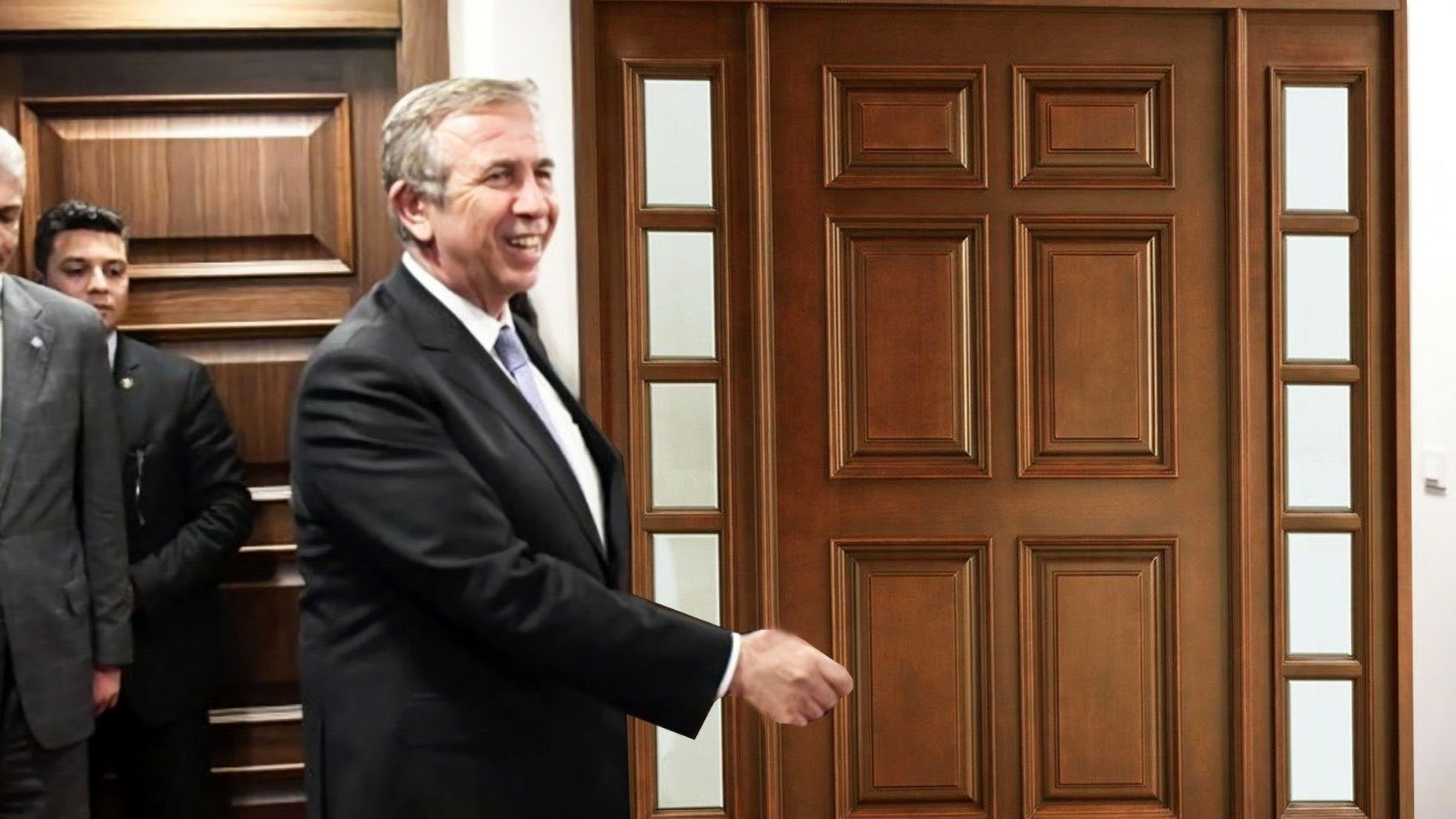 “SIYASI TARTIŞMALARA GİRMEYİN”