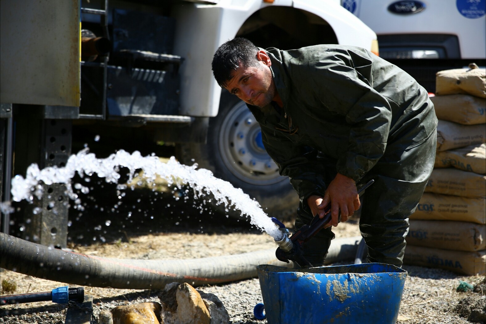 ASKİ KUŞADASI SOĞUCAK’TA İLAVE İÇME SUYU KUYUSU AÇTI